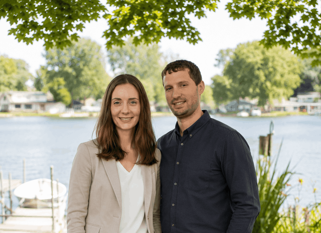 Brett and Katelynne Hahn, founders of Indian Lakes Marketing